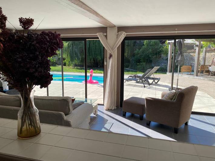 Location de vacances pour 2 personnes, avec piscine et jardin à Sermizelles - 4