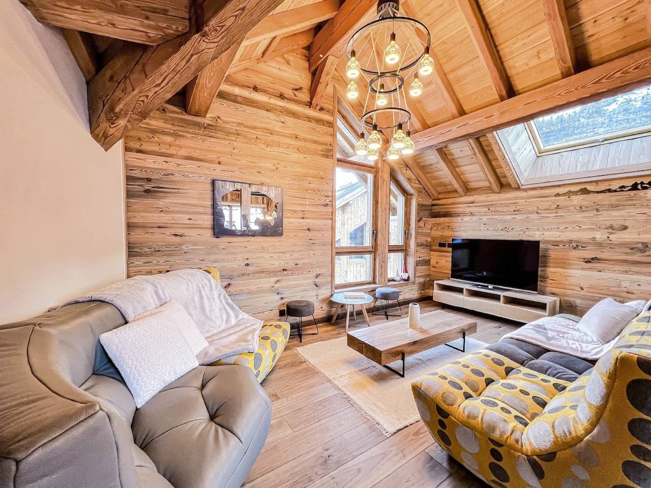 Chalet le Ski Lodge Valloire – Modern Comfort for Up to 10 Guests in Valloire, Saint-Jean-de-Maurienne region