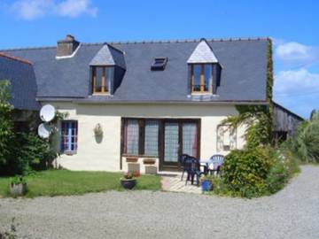 Gîte pour 5 personnes, avec jardin ainsi que sauna et piscine à Plestin-les-Grèves