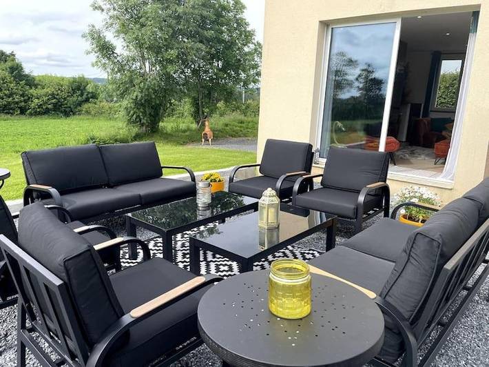 Location de vacances pour 6 personnes, avec terrasse ainsi que vue et jardin dans Valdallière - 2