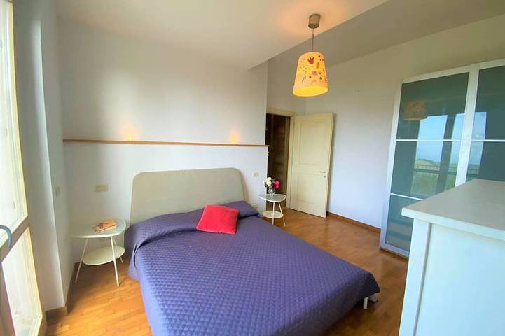 Maison de vacances privée avec climatisation, WIFI, TV, terrasse, animaux admis, vue panoramique in Castellina in Chianti, Chianti