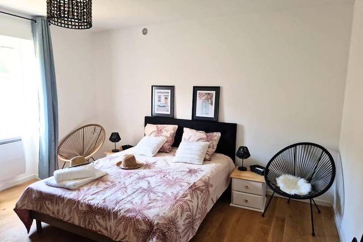 Gîte pour 4 personnes, avec Jacuzzi ainsi que Jardin et Piscine à Saint-Martin-de-Valgalgues - 2