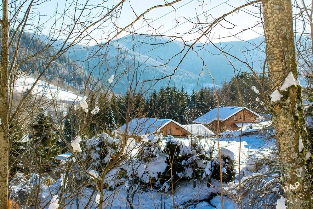 Chalet Le Bouquetin et son parc animalier in Ventron, Parc naturel régional des Ballons des Vosges