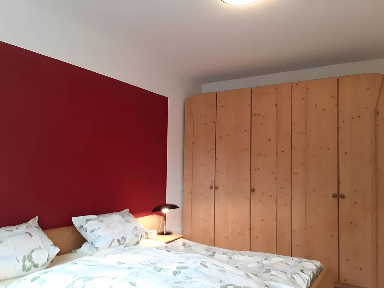 Ganze Wohnung, Ferienwohnung mit Gemeinschaftsgarten und Wlan in Lohfelden, Hessisches Bergland