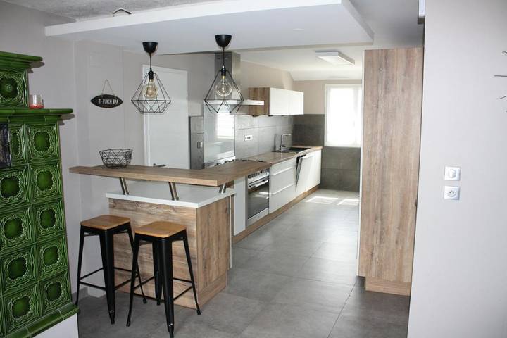 Location de vacances pour 8 personnes, avec Terrasse et Jardin ainsi que Piscine et Vue dans Ostheim