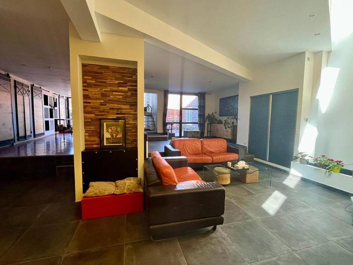 Location de vacances pour 12 personnes, avec terrasse et jacuzzi, animaux acceptés à Tourcoing - 2