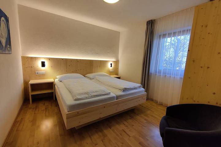 B&B für 4 Personen, mit Pool und Garten in den Dolomiten - 2