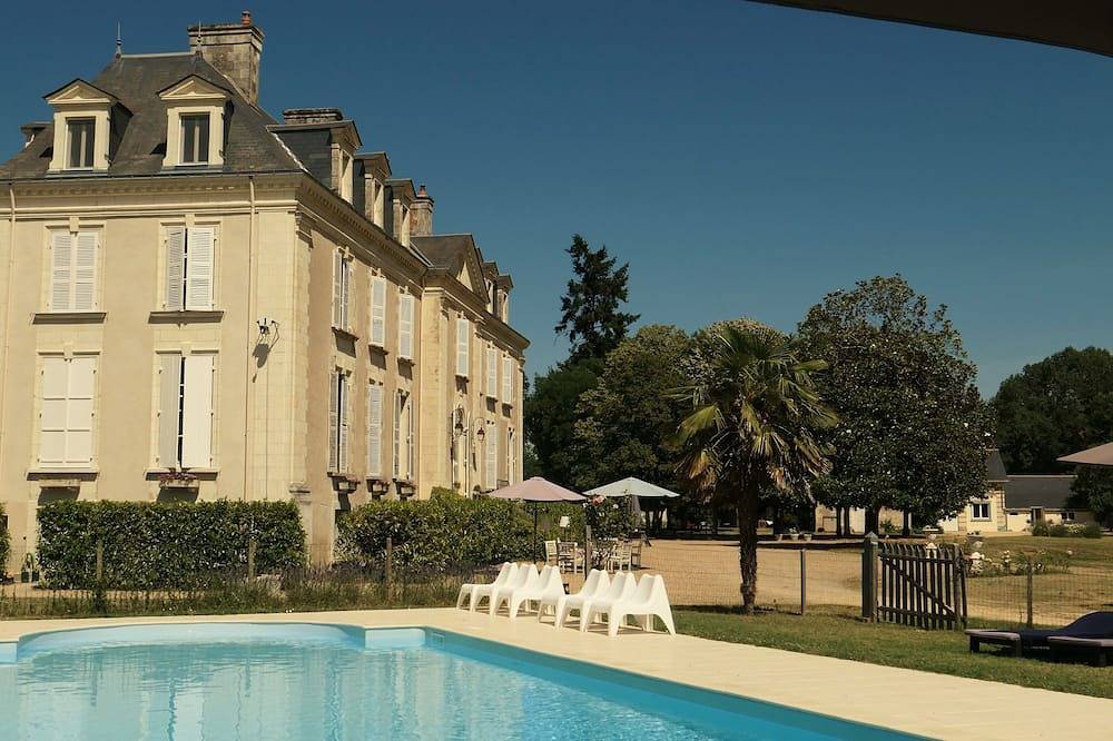 Ganze Wohnung, Château de la Mothaye apartment in the middle of the famous Loire Valley. in Brion, Angers und Umgebung