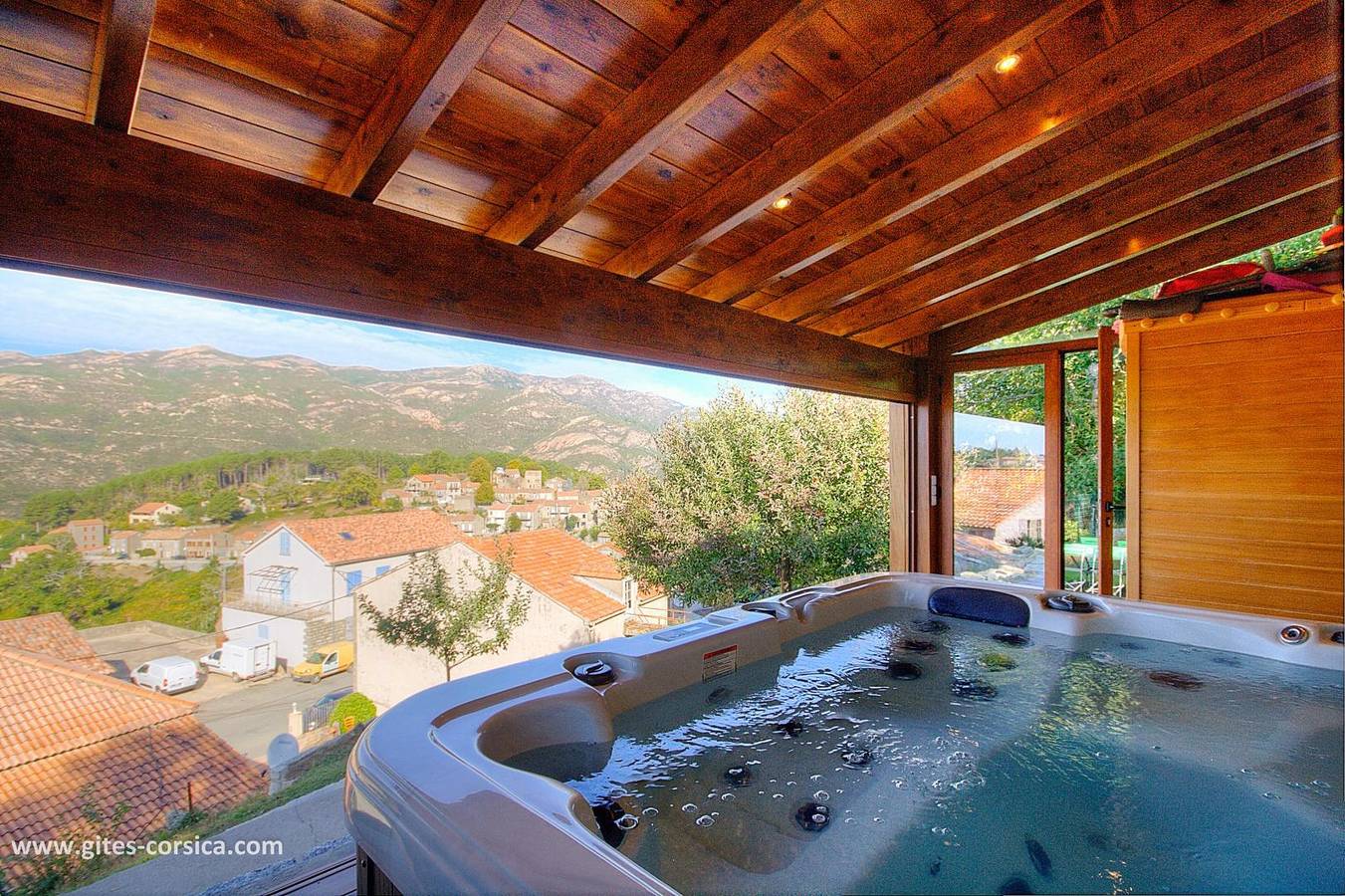 L'Incudinu in Aullena, Parco naturale regionale della Corsica