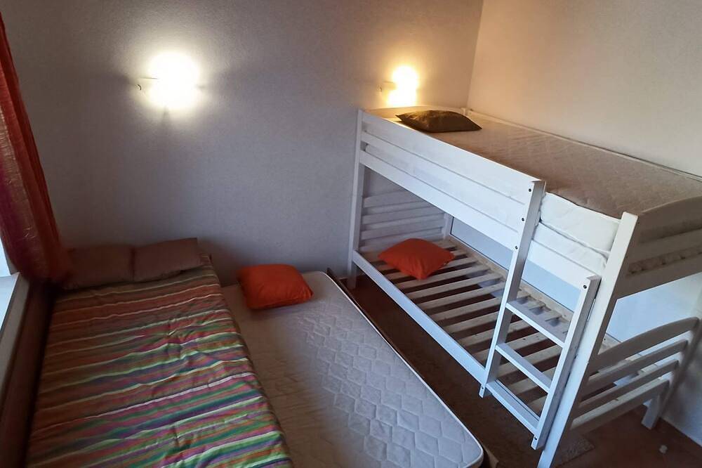 Cozy House Casa Ferienhaus | Swimming Pool | Algarve | 10min beach | Ev station in Moncarapacho, Parque Natural da Ria Formosa