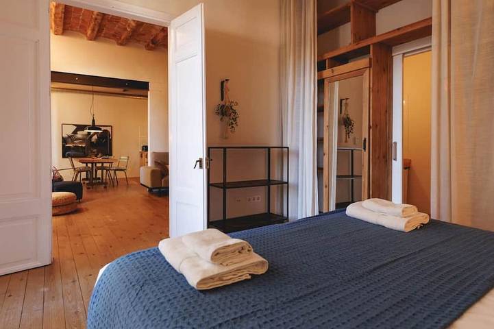 Apartamento entero, Bravissimo Carrer Nou, piso cómodo, 2 dormitorios, en el centro de Girona in Gerona, Gironés