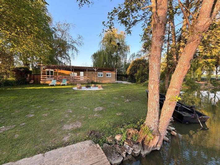 Gîte pour 5 personnes, avec jardin et vue ainsi que vue sur le lac et terrasse, animaux acceptés à Rozay-en-Brie