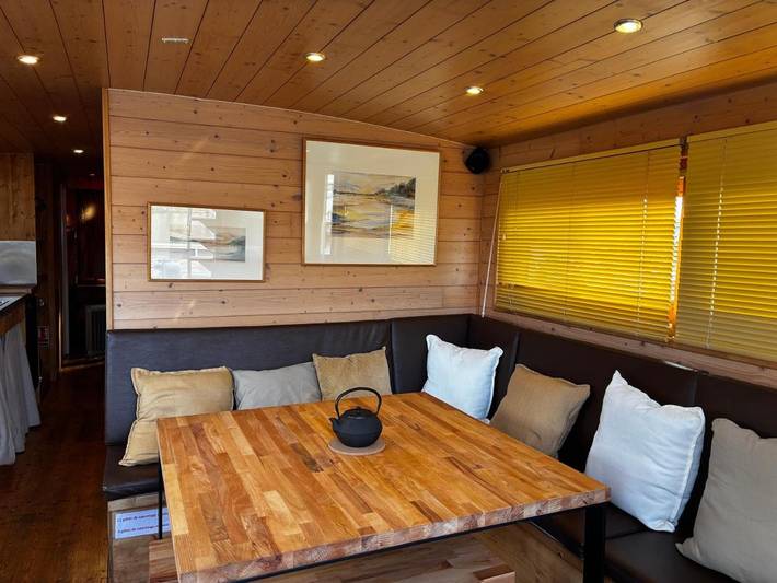 Bateau pour 6 personnes, avec balcon et vue à Blain (homonymie)