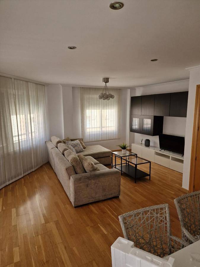 Casa de vacaciones para 8 personas, con vistas y terraza en Albacete