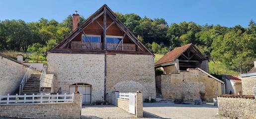 Chambre d’hôte pour 2 personnes, avec vue et jardin dans Spoy
