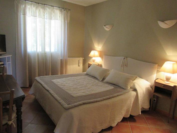 Chambre d’hôte pour 2 personnes, avec jardin ainsi que terrasse et vue à Vaison-la-Romaine - 2