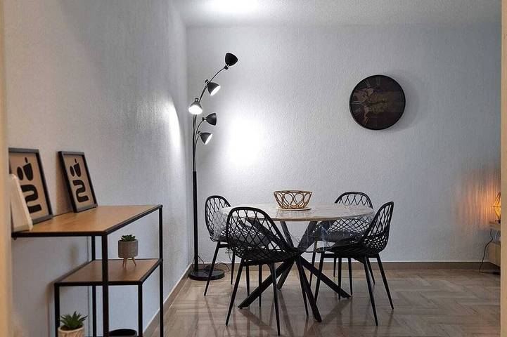 Appartement entier, Studio avec piscine au pied de l'Esterel in Mandelieu-la-Napoule, Côte méditerranéenne (France)
