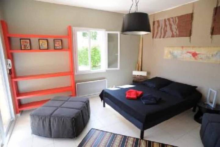 Location de vacances pour 16 personnes, avec terrasse et jardin à Arpaillargues-et-Aureillac - 2