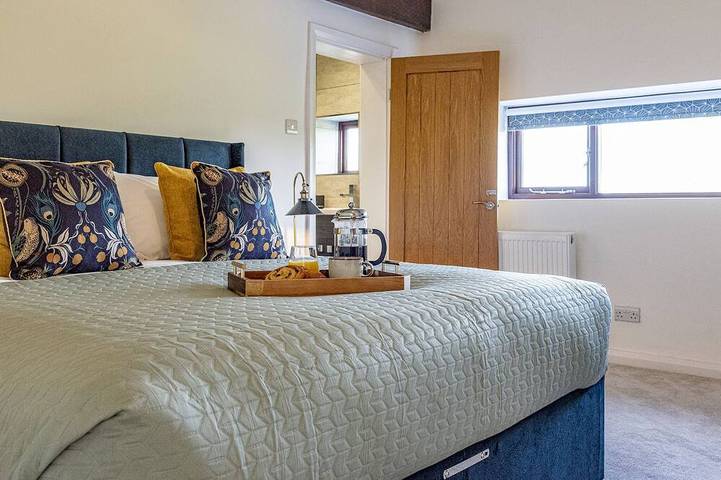 Granero-Baño privado con ducha-Vista al campo in Chester, Cheshire West and Chester
