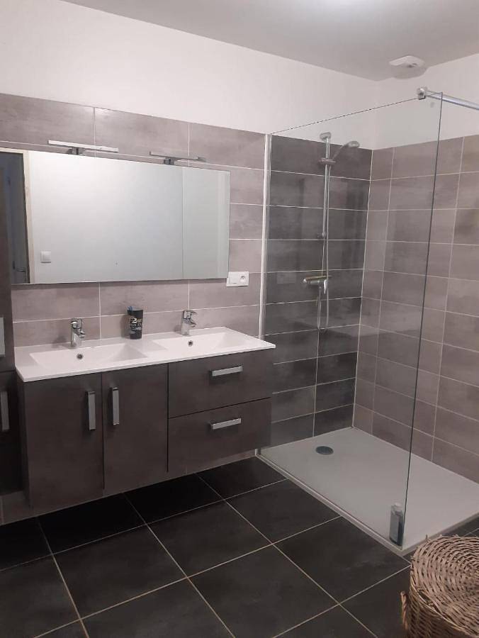 Location de vacances pour 4 personnes, avec vue ainsi que jardin et terrasse à Locronan - 2