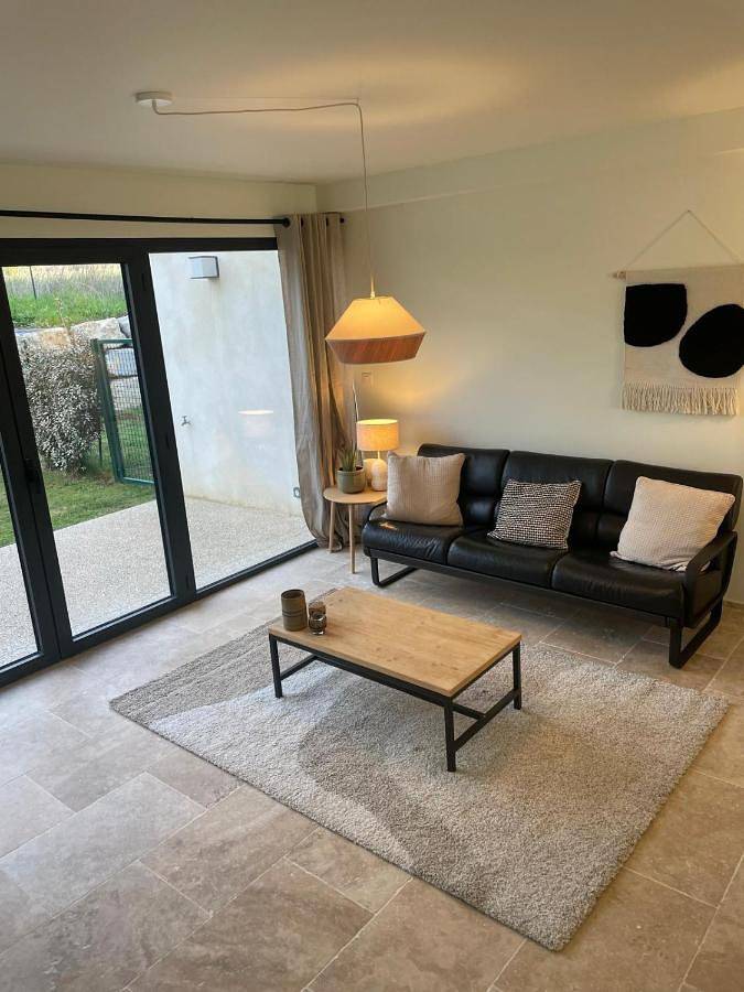 Maison de vacances pour 6 personnes, avec jardin et piscine ainsi que vue et bassin pour enfant