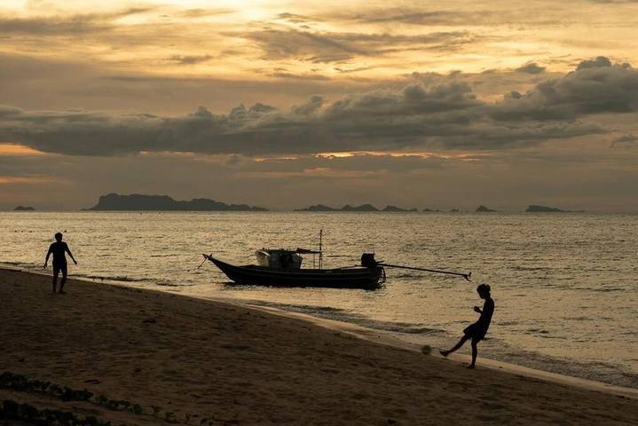 Location de vacances pour 6 personnes, avec terrasse ainsi que piscine et vue dans Ban Bang Po - 4