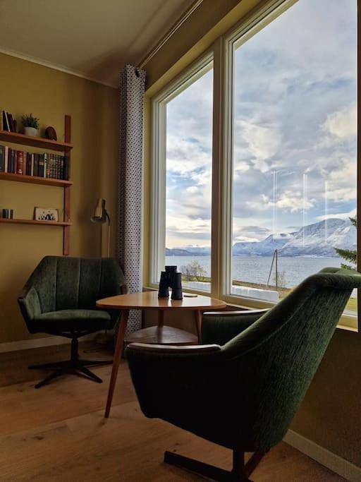 Ferienhaus für 6 Personen, mit Ausblick und Terrasse in Lyngen - 4