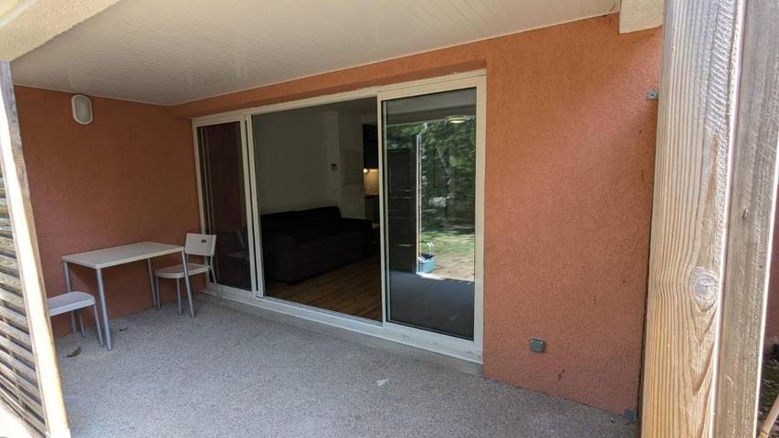 Gîte pour 2 personnes, avec jardin ainsi que piscine et terrasse à Vernet-les-Bains - 3