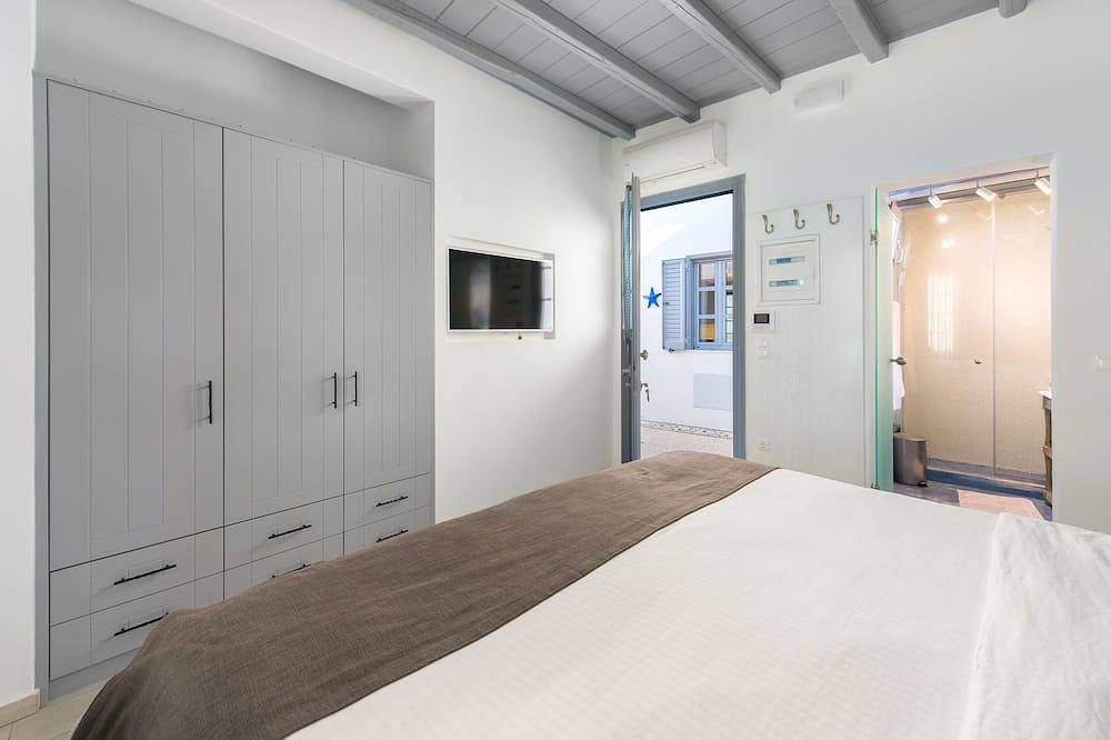 Luxury Lindos Shore Boutique Villa for rent just above Lindos Main Beach !!! in Lindos Beach, Lindos