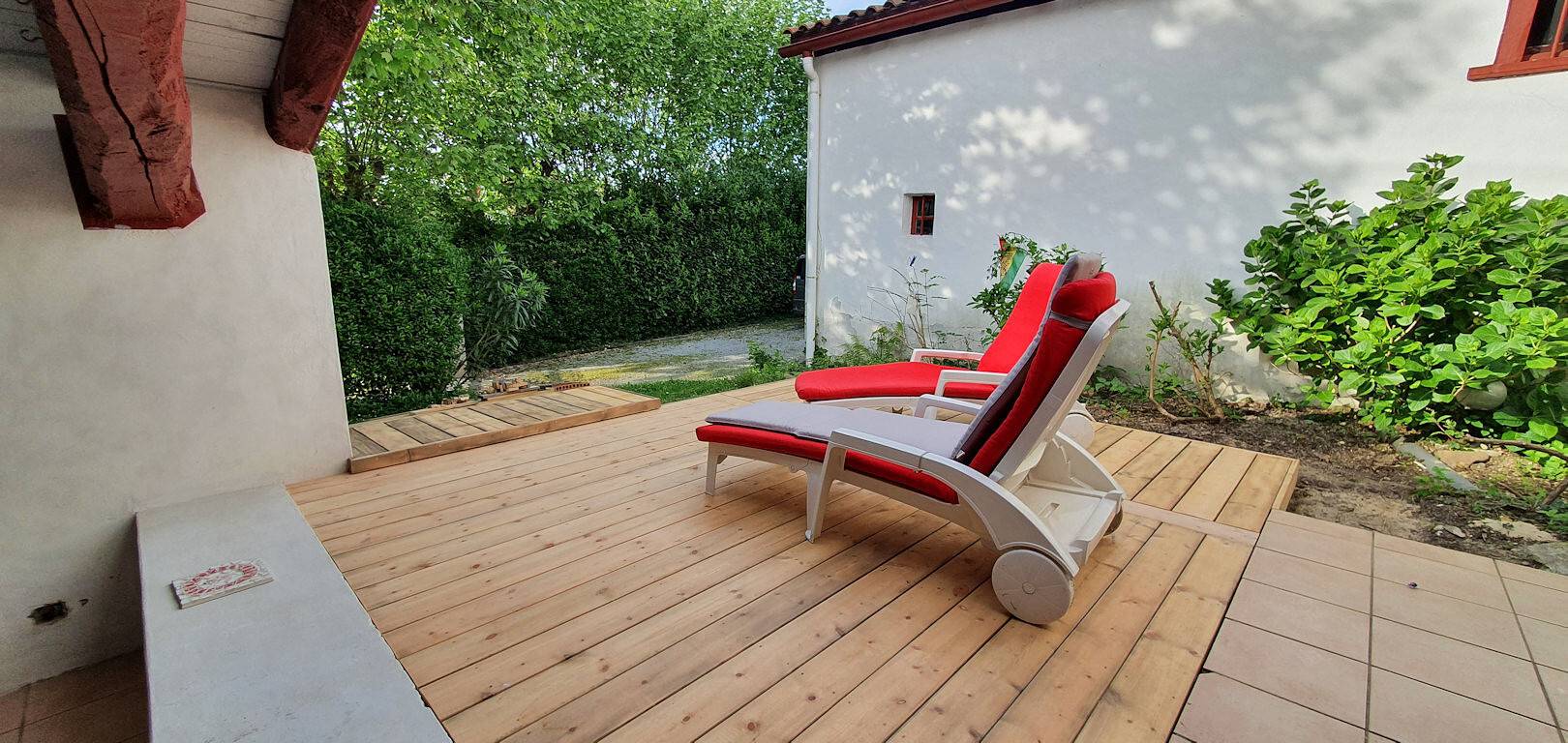 Landhuis 'Xotilaenia' met Privéterras, Privétuin en Wi-Fi in Larressore, Bayonne regio