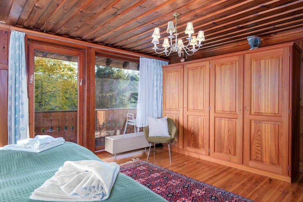 Altes Forsthaus Kniebis | Fast Alleinlage | Kamin | Skihang in 800 | beschneite Nachtloipe | Hund in Kniebis, Freudenstadt