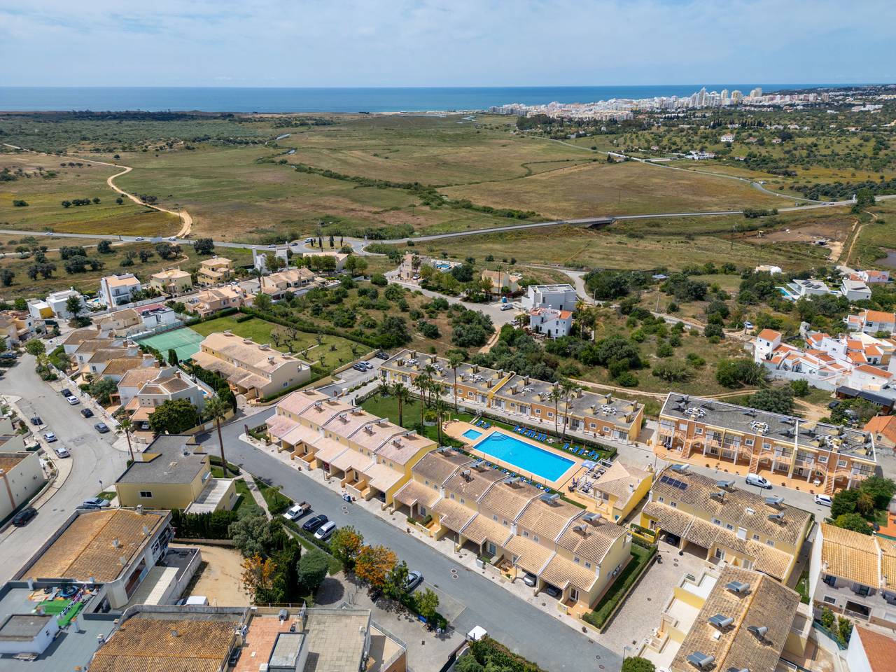 Casa De Férias para 6 Pessoas em Pêra, Alcantarilha e Pêra
