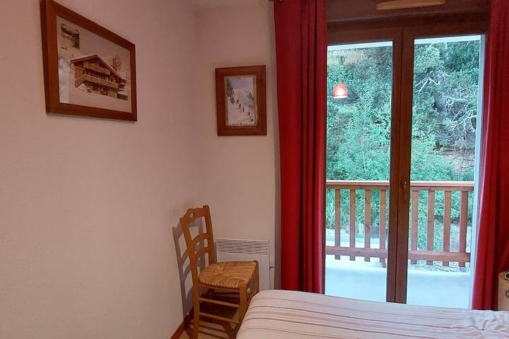 Gîte pour 4 personnes, avec balcon et jacuzzi dans Office De Tourisme Des Angles - 4