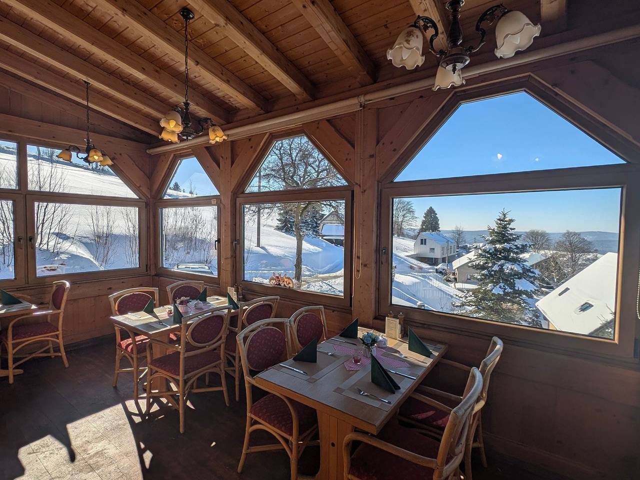 Berggasthaus & Pension Schöne Aussicht - Zimmer 2 in Klingenthal, Chemnitz und Umgebung