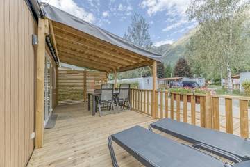 Caravane pour 4 Personnes dans Le Bourg-d'Oisans, Parc national des Écrins, Photo 2