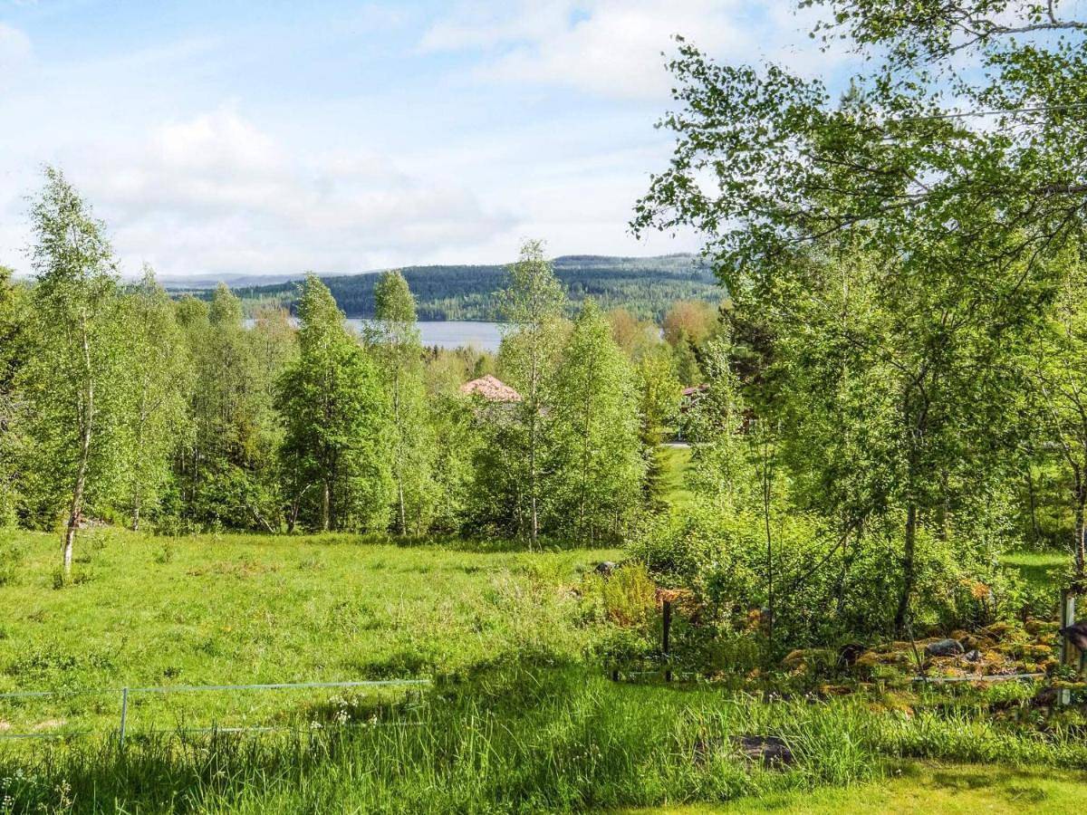 Peaceful Cabin Retreat by Lake Gopen in Falun, Dalarna
