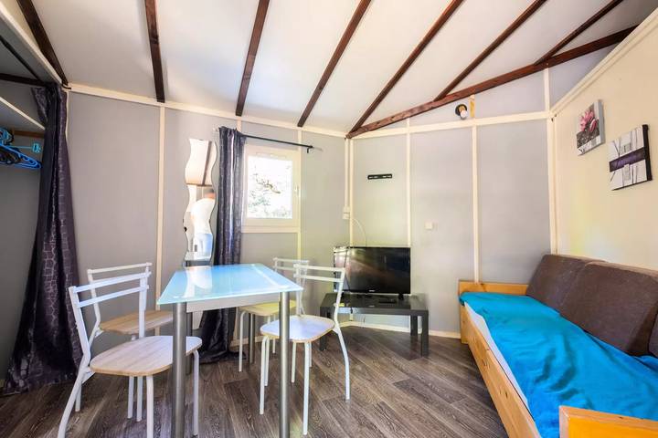 Gîte pour 5 personnes, avec terrasse à Saint-Jean-du-Bruel - 3