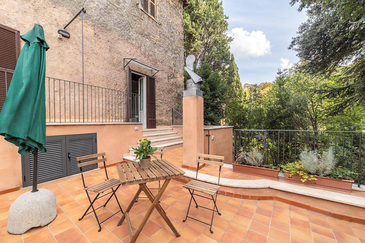 Appartamento intero, Superior Apartment in Tivoli, Provincia di Roma