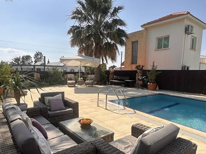 Villa for 8 people, with garden in Northern Cyprus