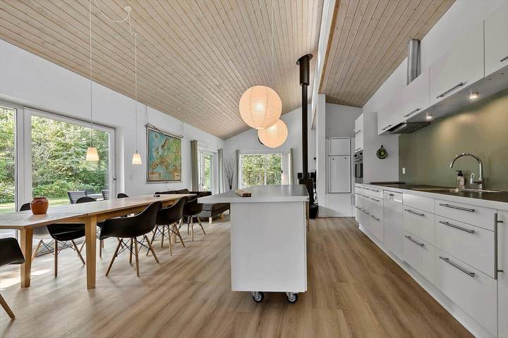 84264 Rønde - Enebærvej 4 in Rønde, Djursland