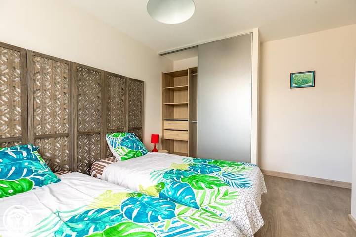 Location de vacances pour 6 personnes, avec jardin à Saint-Pierre-Roche - 4