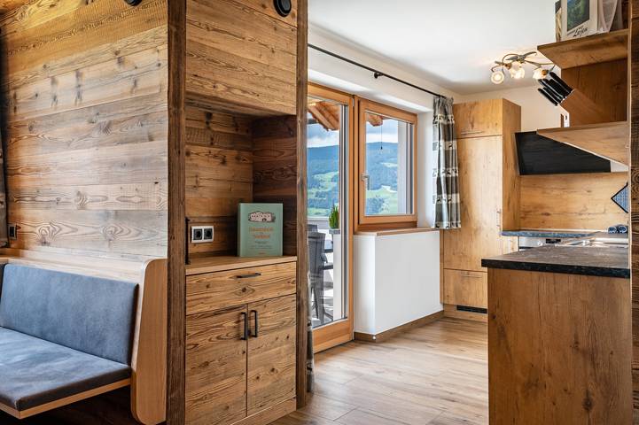 Geheel appartement, Appartement 'Rodererhof Lajen Apt Raschötz' met Bergzicht, Balkon en Wi-Fi in Lajen, Dolomiti Superski