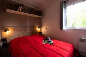 Camping für 6 Personen in Pont-de-Poitte, Jura, Bild 2