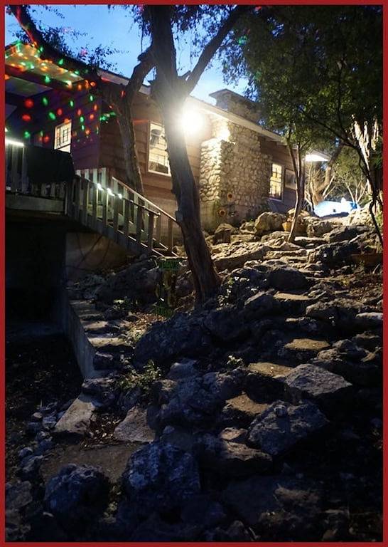 🌻Family-Perfect for 8, Mountain View, *Next to Neal's!* & Riverfront Access! in Concan, Uvalde County