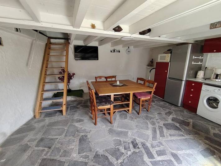 Location de vacances pour 8 personnes, avec terrasse et vue à Saint-Nectaire - 2