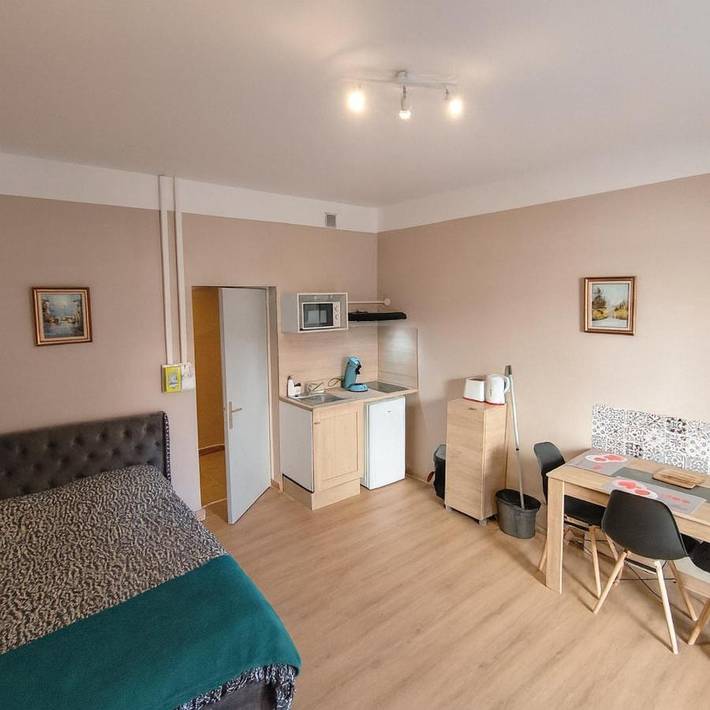 Gîte pour 2 personnes dans Office De Tourisme De Lamalou Les Bains - 2