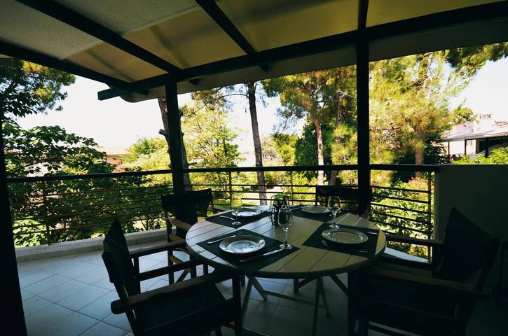 Ferienhaus für 4 Personen, mit Balkon und Terrasse sowie Garten und Ausblick in Chaniotis
