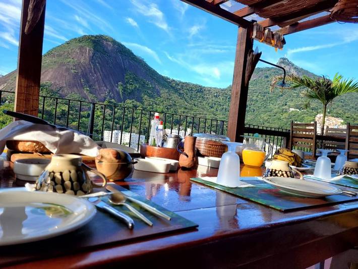 Casas e apartamentos de temporada para 2 pessoas, com piscina e vista e ainda jardim em Laranjeiras