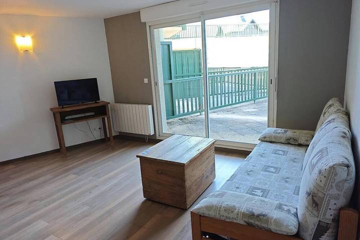 Gîte pour 4 personnes, avec sauna ainsi que balcon et piscine, animaux acceptés à Loudervielle - 4