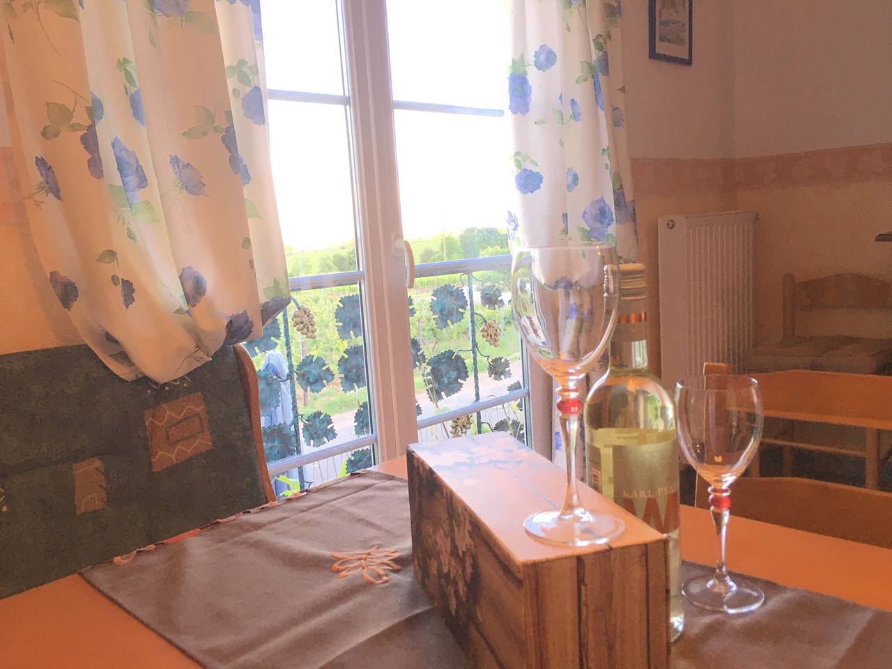 Ganze Ferienwohnung, Ferienwohnung Südpfalzblick in Burrweiler, Südliche Weinstraße